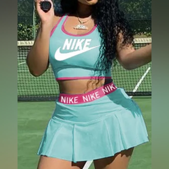Nike Dresses & Skirts - Nike Skorts